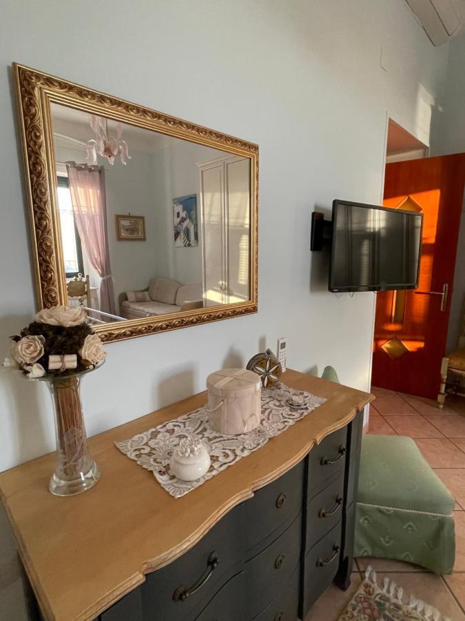A Casa Di Stella Apartment Salerno Ngoại thất bức ảnh