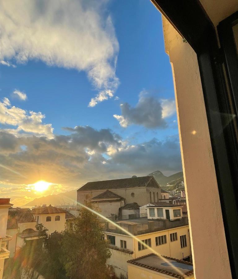 A Casa Di Stella Apartment Salerno Ngoại thất bức ảnh
